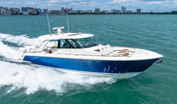 Tiara Yachts 48 LS image