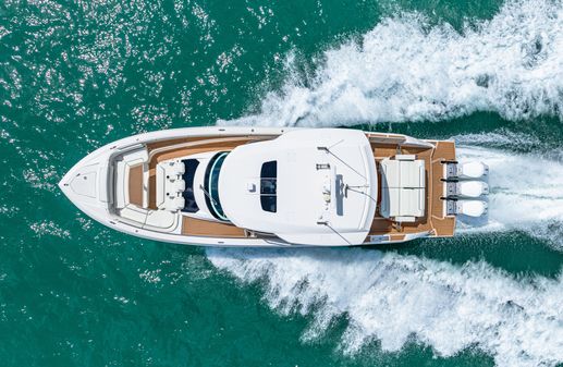 Tiara Yachts 48 LS image