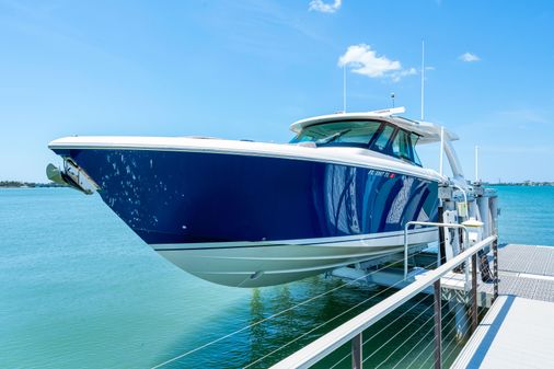 Tiara Yachts 48 LS image