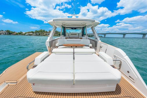 Tiara Yachts 48 LS image