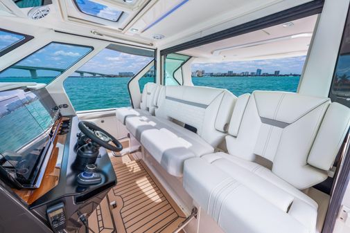 Tiara Yachts 48 LS image