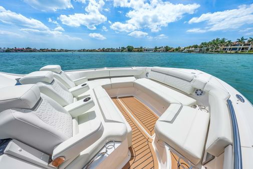 Tiara Yachts 48 LS image