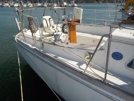 Gulfstar 37 image