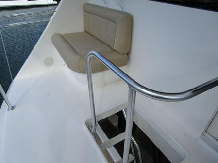 Viking Enclosed Flybridge image