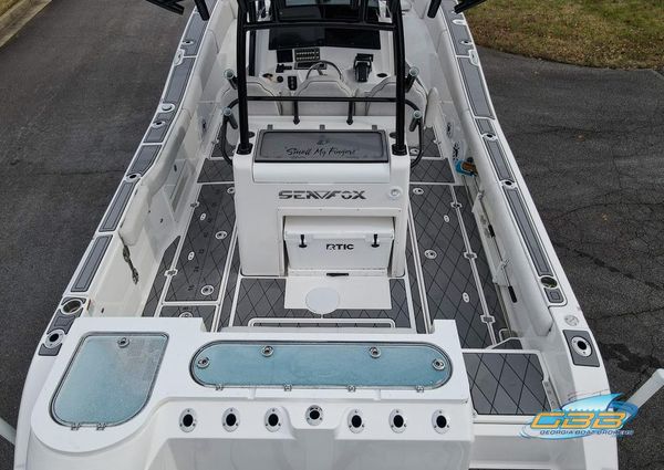 Sea Fox 328 Commander image