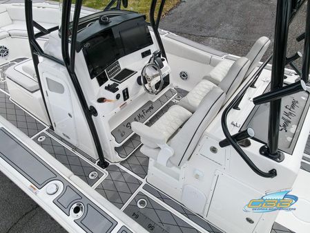 Sea Fox 328 Commander image