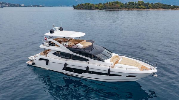 Sunseeker 75 Yacht 