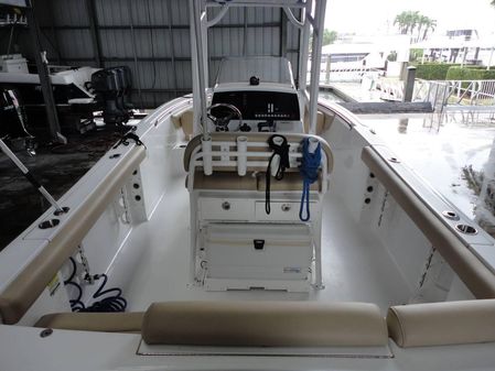 Sportsman Heritage 231 Center Console image