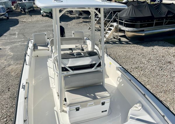 Boston-whaler 210-MONTAUK image