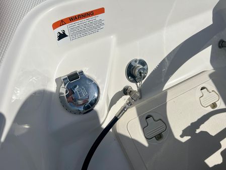 Boston-whaler 210-MONTAUK image