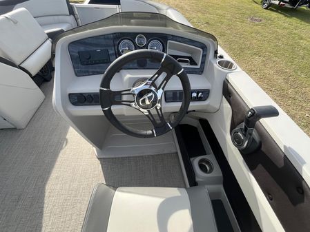 Tahoe-pontoon LTZ-ENTERTAINER image