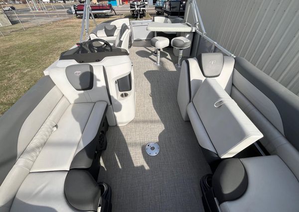 Tahoe-pontoon LTZ-ENTERTAINER image