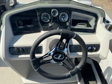 Tahoe-pontoon LTZ-ENTERTAINER image