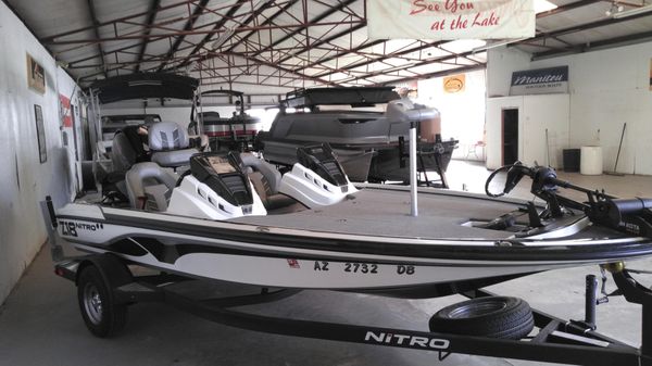 Bass Tracker nitro z18 