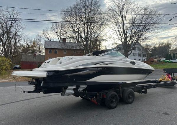 Sea-ray 240-SUNDECK image