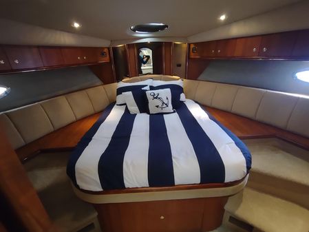 Cruisers Yachts 4450 Express Motoryacht image