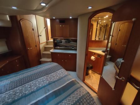 Cruisers Yachts 4450 Express Motoryacht image