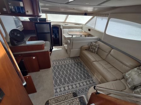 Cruisers Yachts 4450 Express Motoryacht image