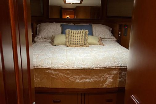 Grand Alaskan 64 Pilothouse image