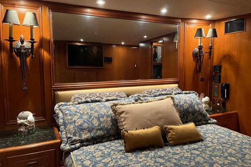 Grand Alaskan 64 Pilothouse image