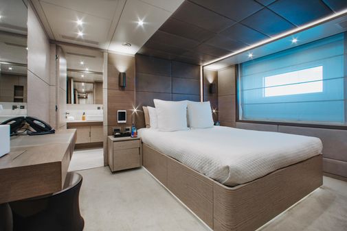 Benetti 132 image