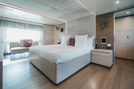 Benetti 132 image