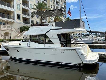 Beneteau Swift Trawler 35 image