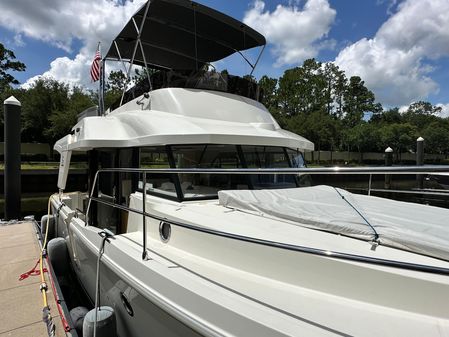 Beneteau Swift Trawler 35 image