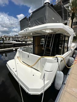 Beneteau Swift Trawler 35 image