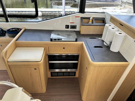 Beneteau Swift Trawler 35 image