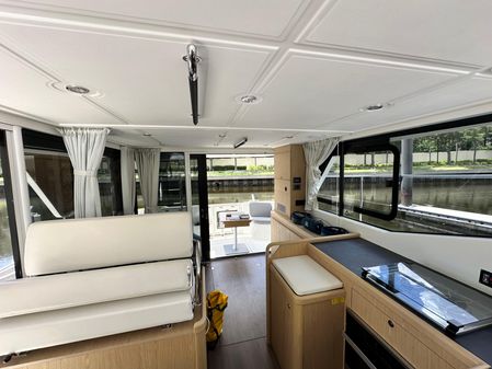 Beneteau Swift Trawler 35 image