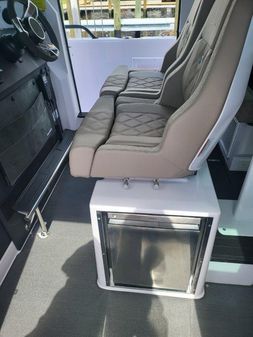 Axopar 37-XC-CROSS-CABIN image