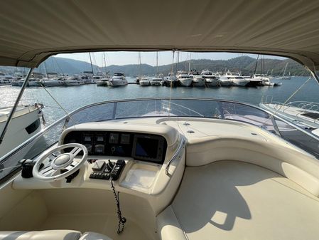 Azimut 55 image