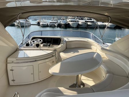 Azimut 55 image