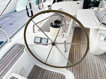 Jeanneau Sun Odyssey 43 image