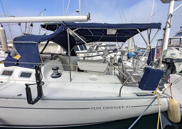 Jeanneau Sun Odyssey 43 image