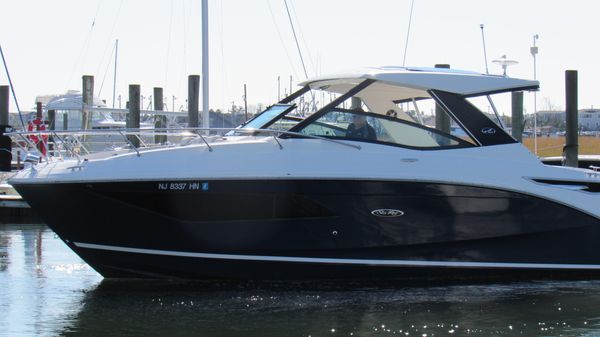 Sea Ray 320 DA