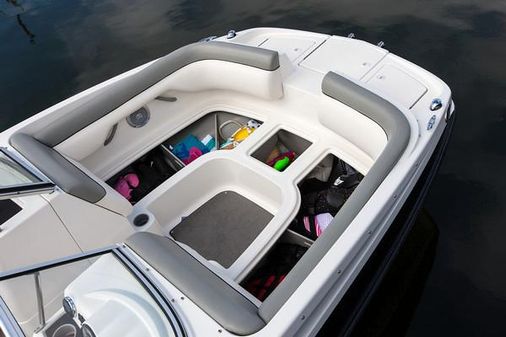 Bayliner 190-DECK-BOAT image