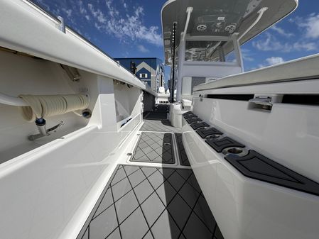 Invincible 46-CATAMARAN image