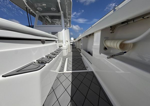 Invincible 46-CATAMARAN image