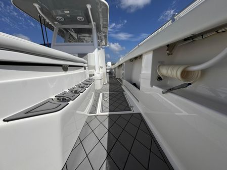 Invincible 46-CATAMARAN image