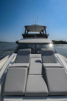 Prestige 520 Flybridge image