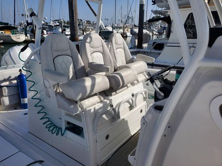 Sea Fox 328 Commander image