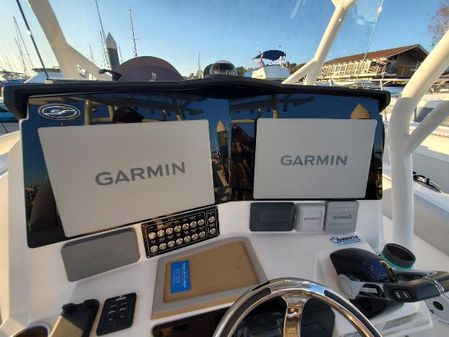 Sea-fox 328-COMMANDER image