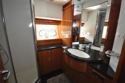 Sunseeker 82 Yacht image