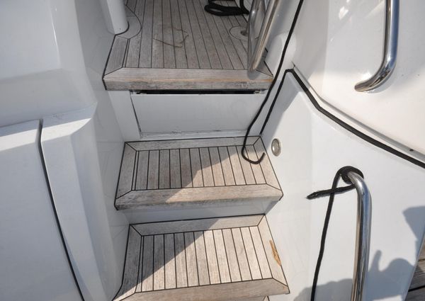 Sunseeker 82 Yacht image