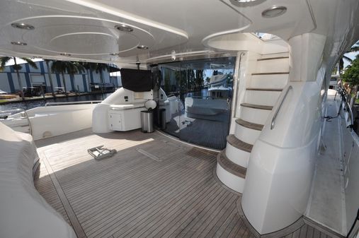 Sunseeker 82 Yacht image