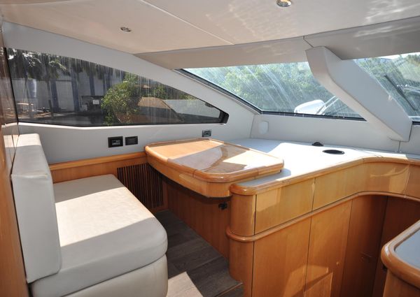 Sunseeker 82 Yacht image