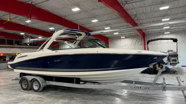 Sea Ray 270 SLX 