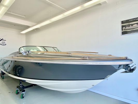 Chris-Craft Corsair 34 - main image